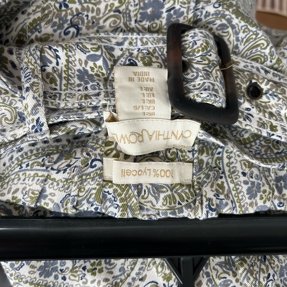Cynthia Rowley White and Blue Bermudas Relaxed Fit - Picture 4 of 4